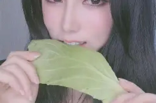 千万粉丝网红白冰因偷税被查 抖音回应是否封禁账号